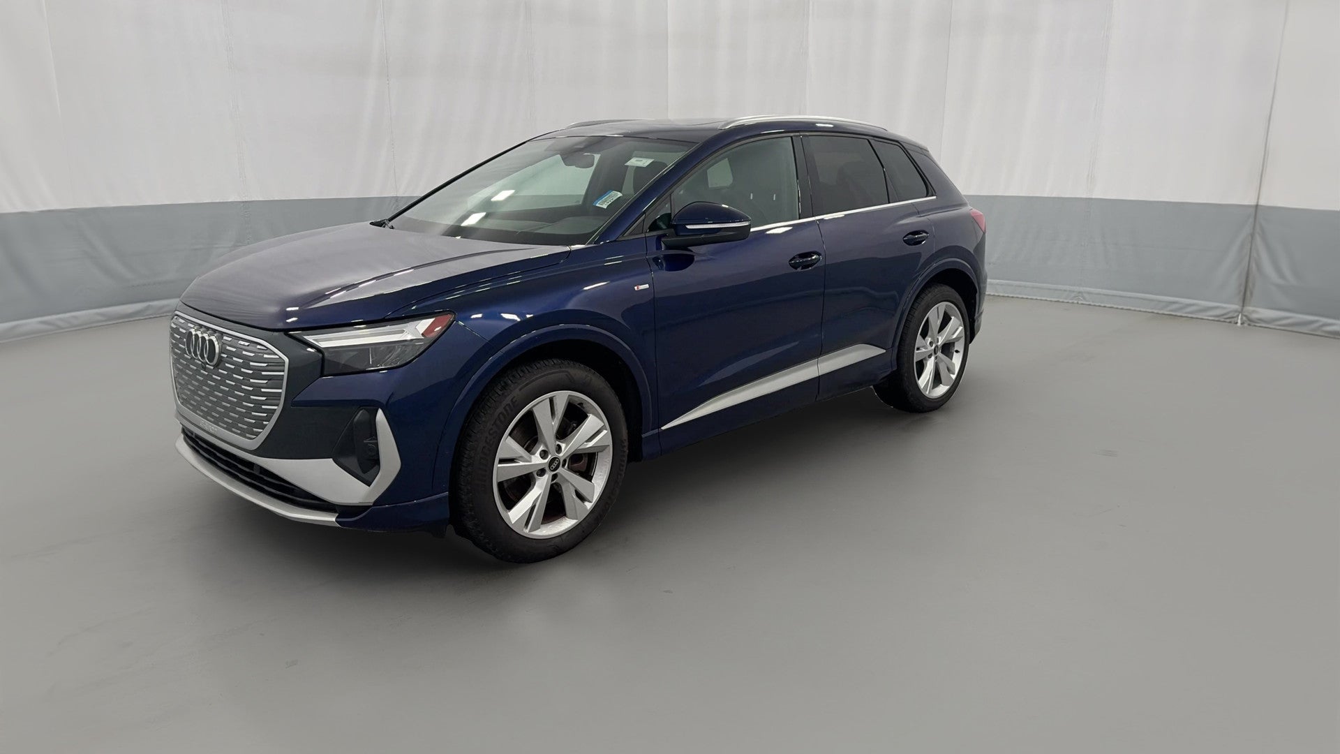 2023 Audi Q4 e-tron vehicle photo