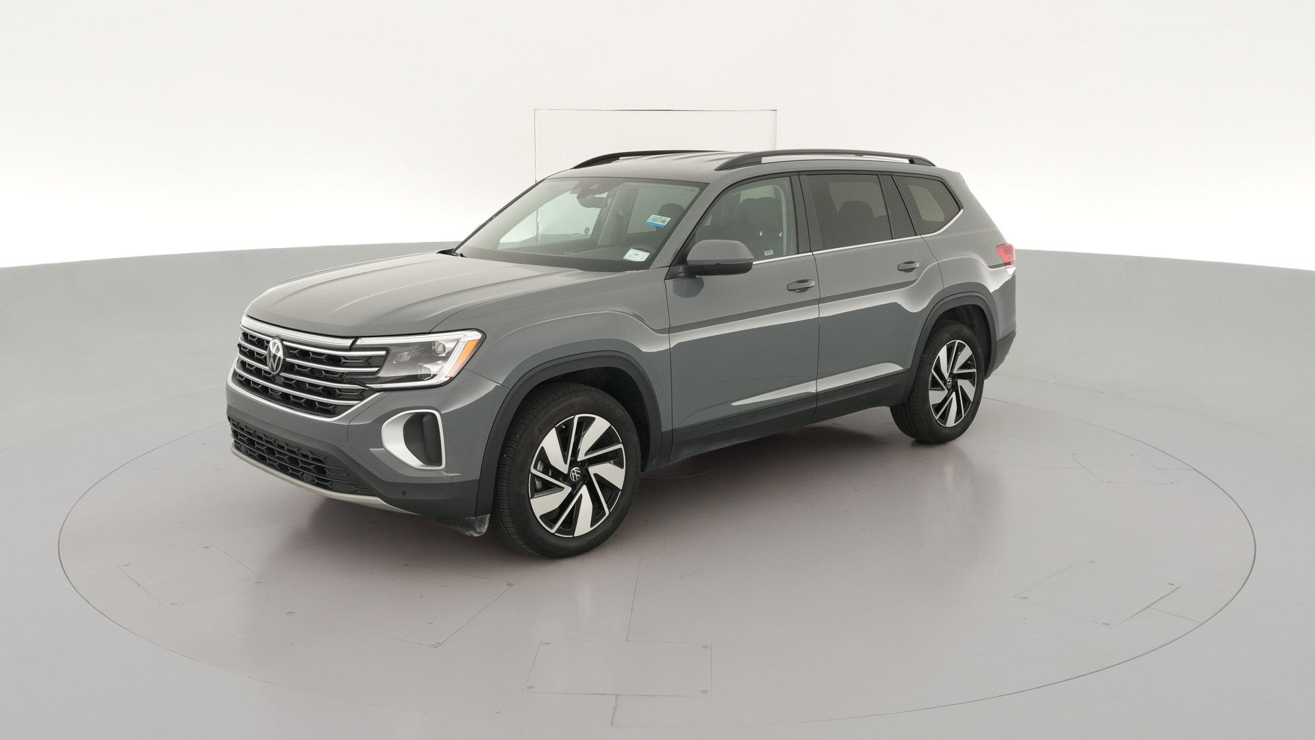 2025 Volkswagen Atlas vehicle photo