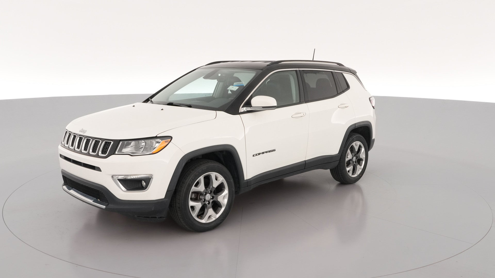 2018 Jeep Compass vehicle photo