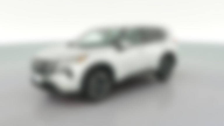 2024 Nissan Rogue vehicle photo