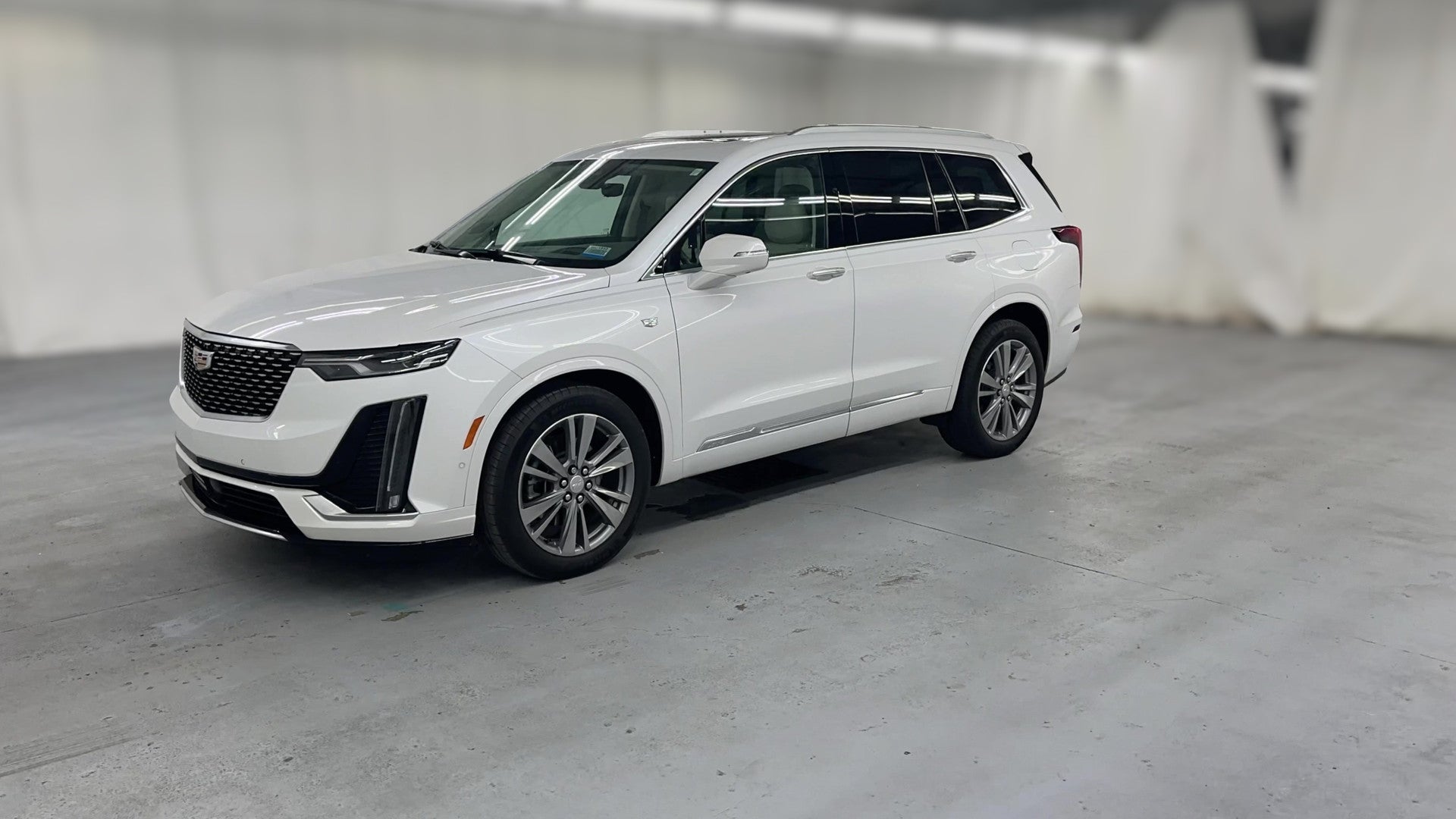 2024 Cadillac XT6 vehicle photo