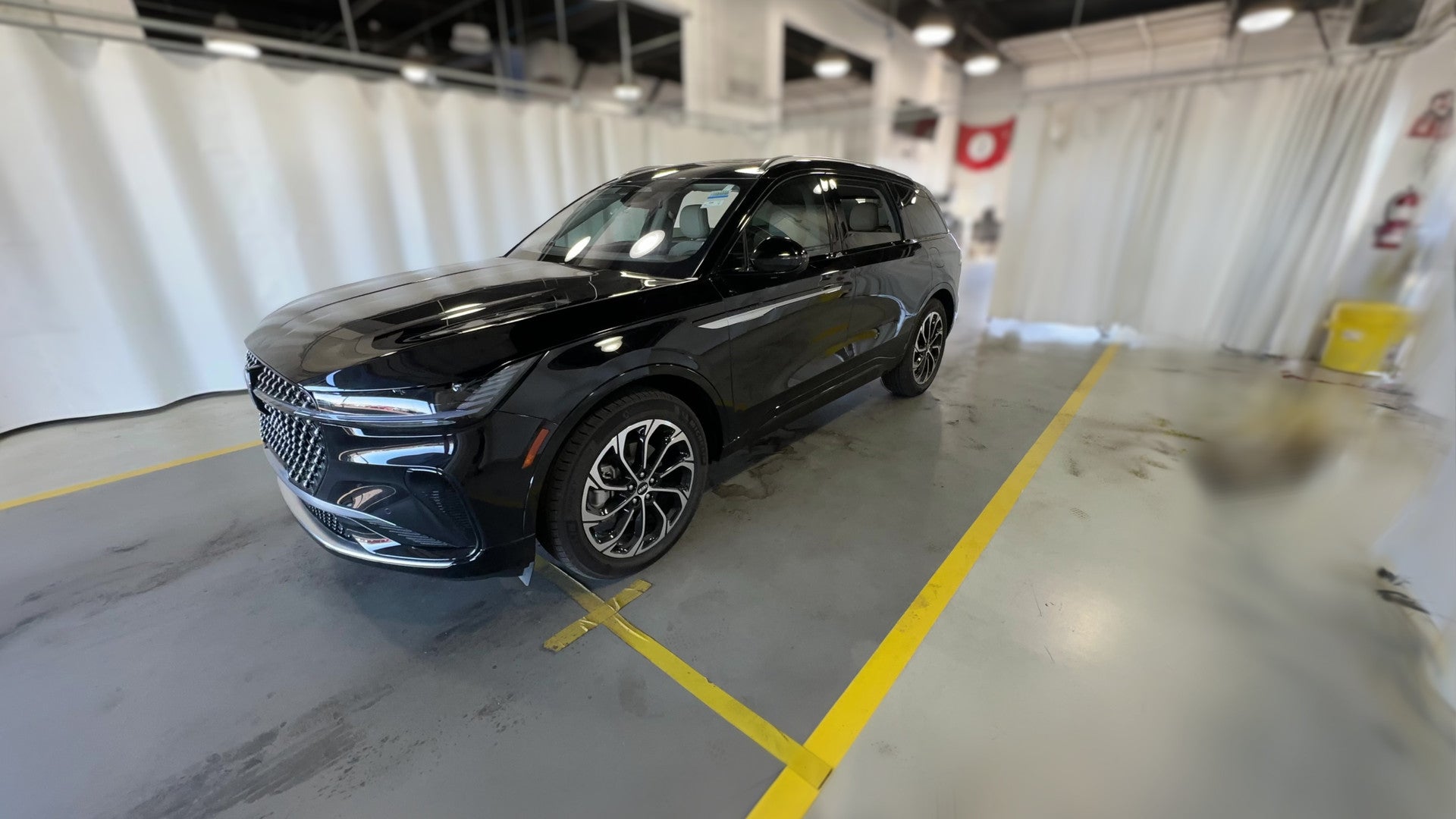2025 Lincoln Nautilus vehicle photo
