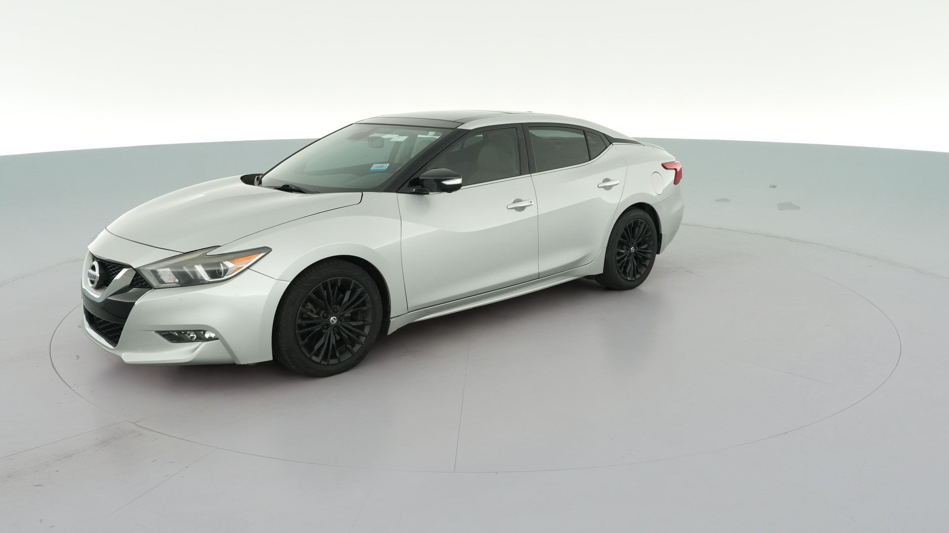 2017 Nissan Maxima vehicle photo