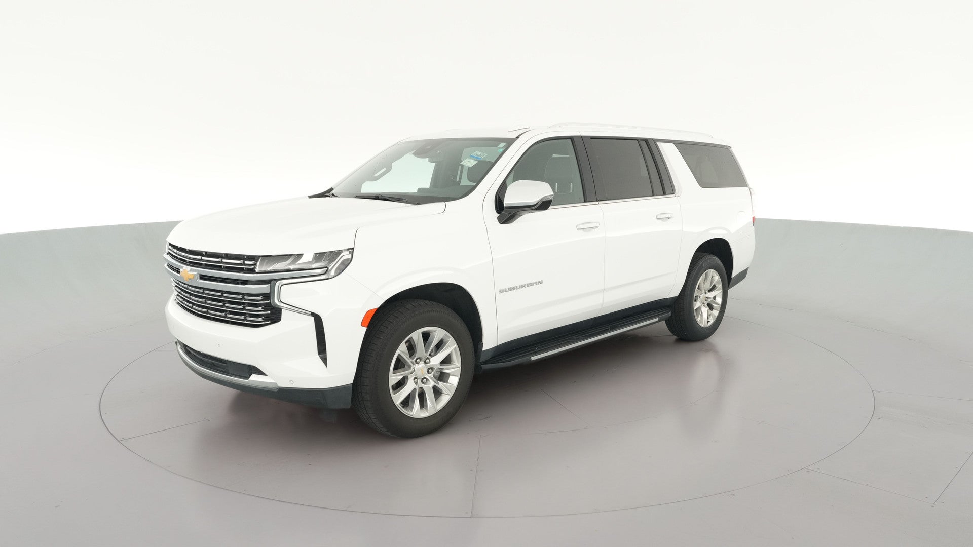 2023 Chevrolet Suburban vehicle photo