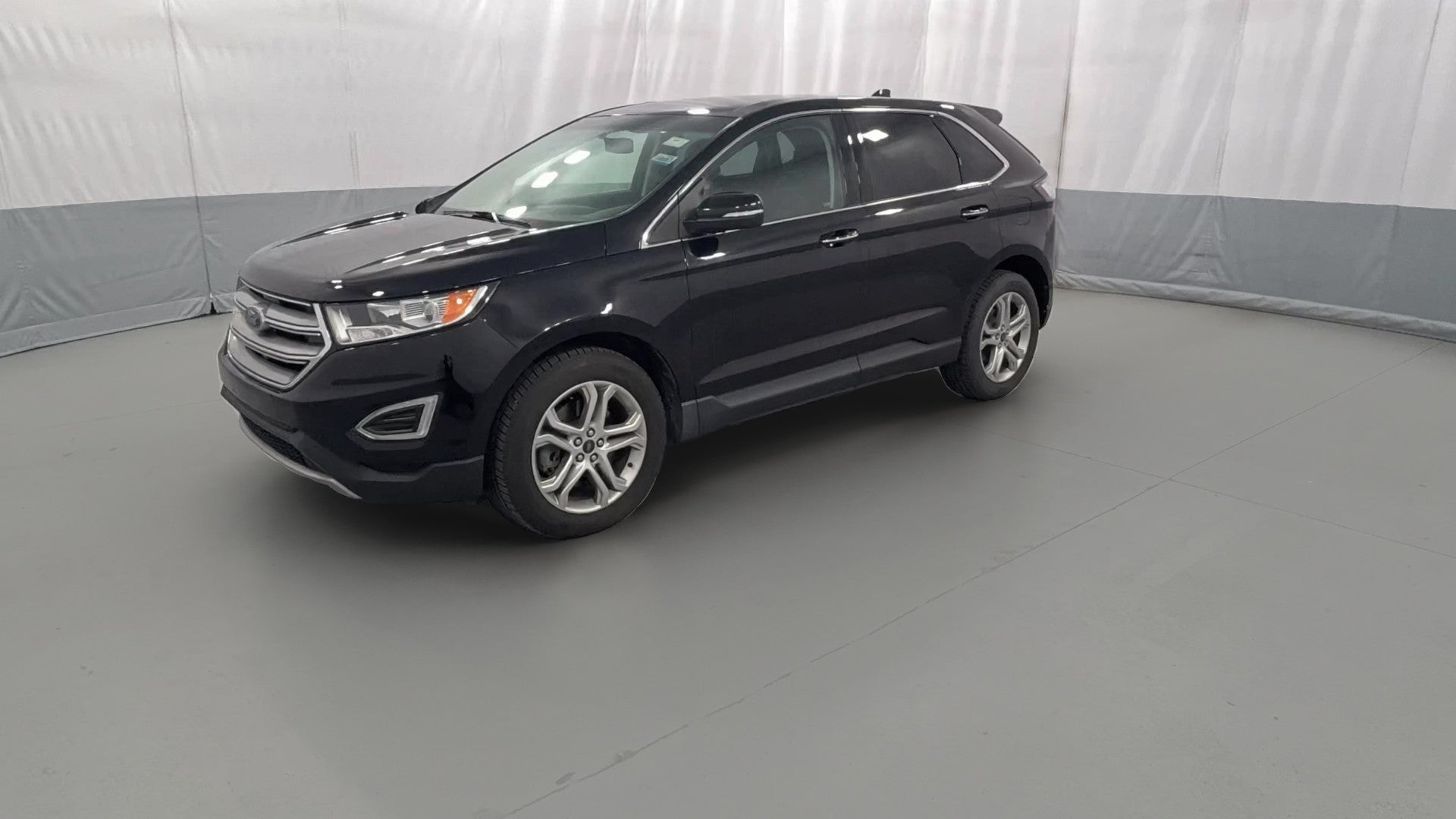 2017 Ford Edge vehicle photo