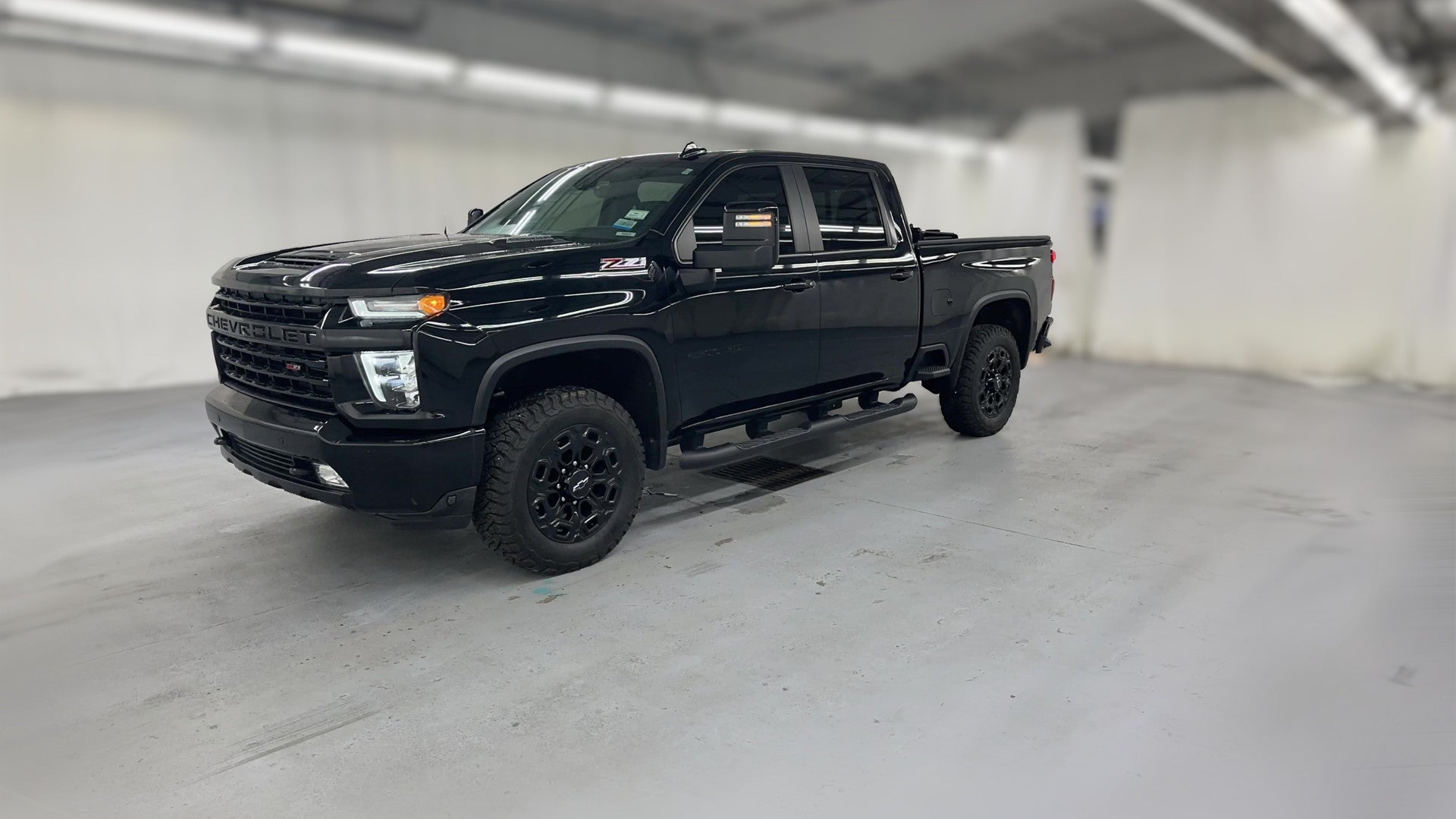 2022 Chevrolet Silverado 2500 HD Crew Cab vehicle photo