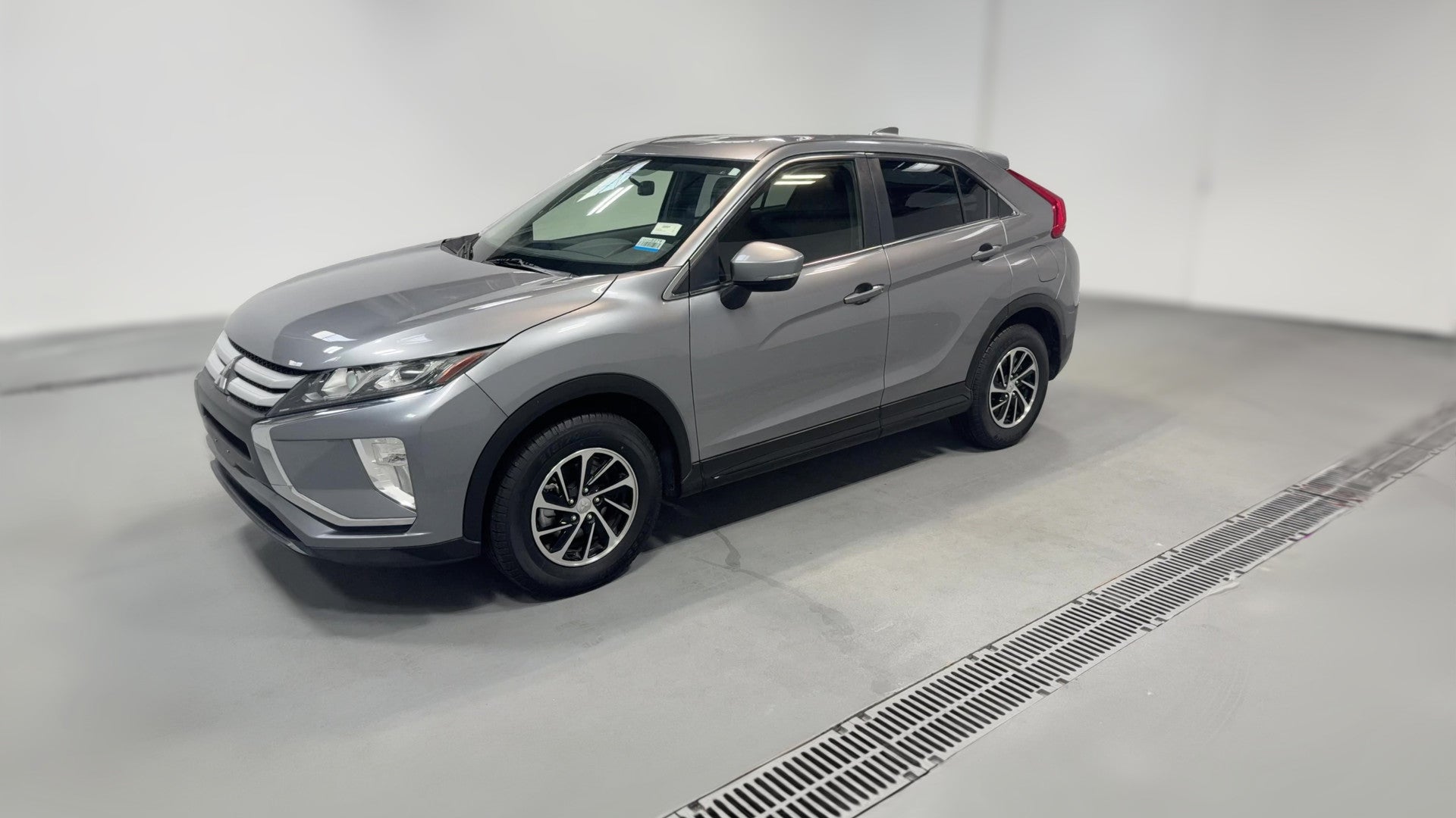 2020 Mitsubishi Eclipse Cross vehicle photo