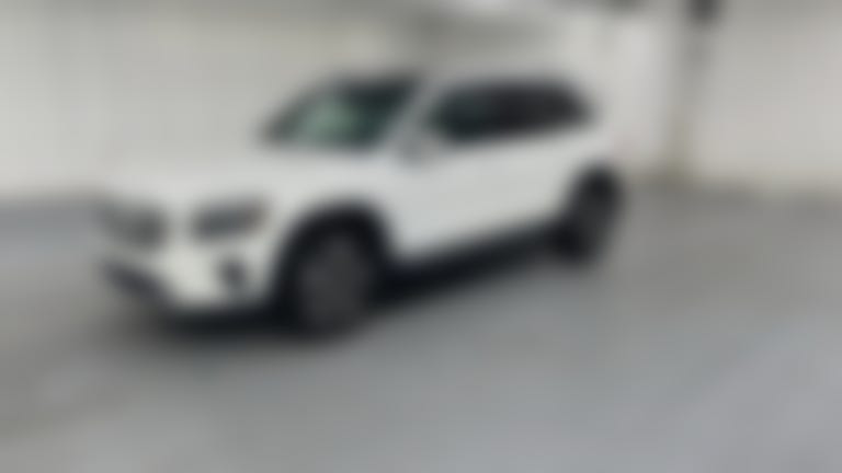 2025 Mercedes-Benz GLB vehicle photo