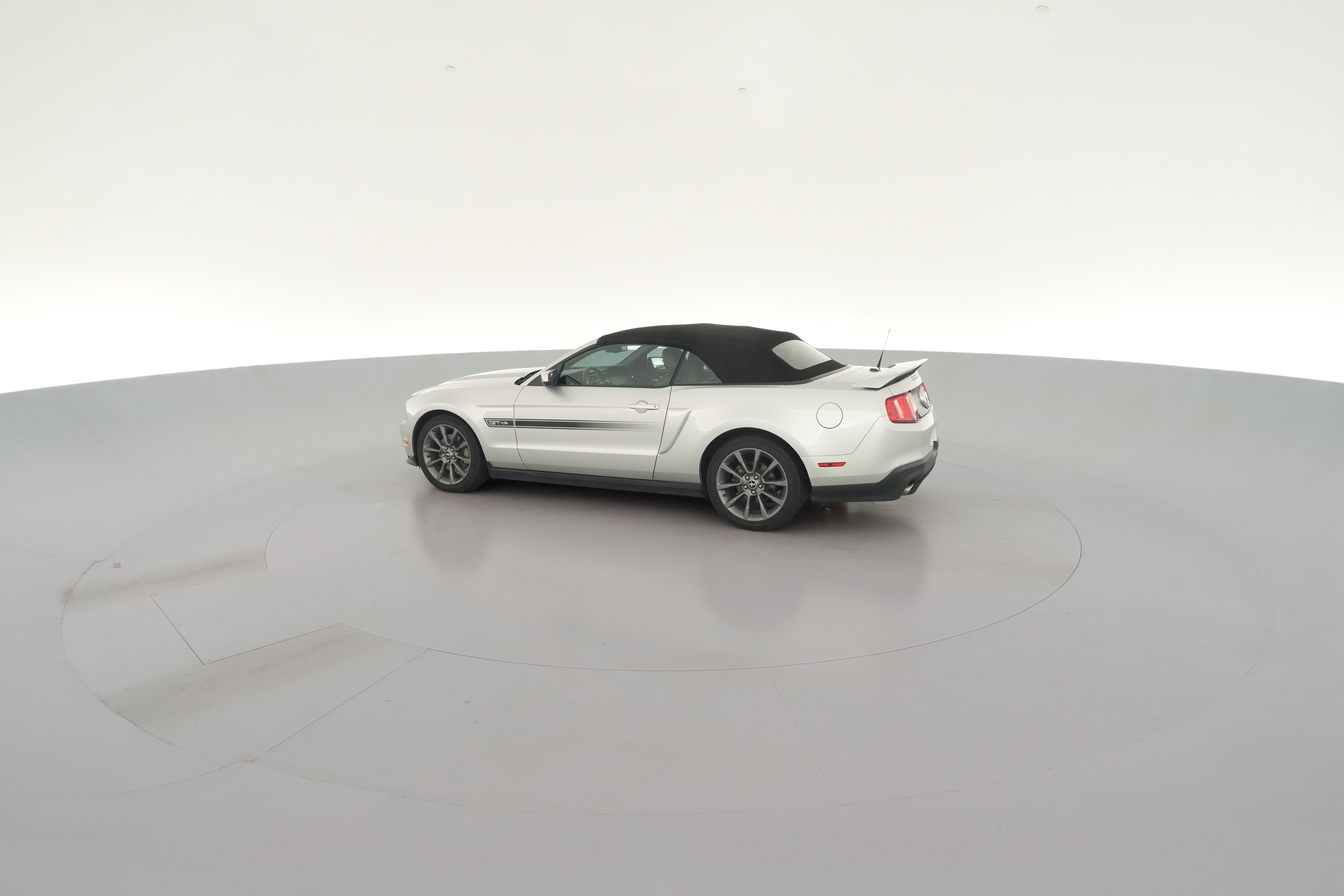 2012 Ford Mustang GT Premium - Photo 27