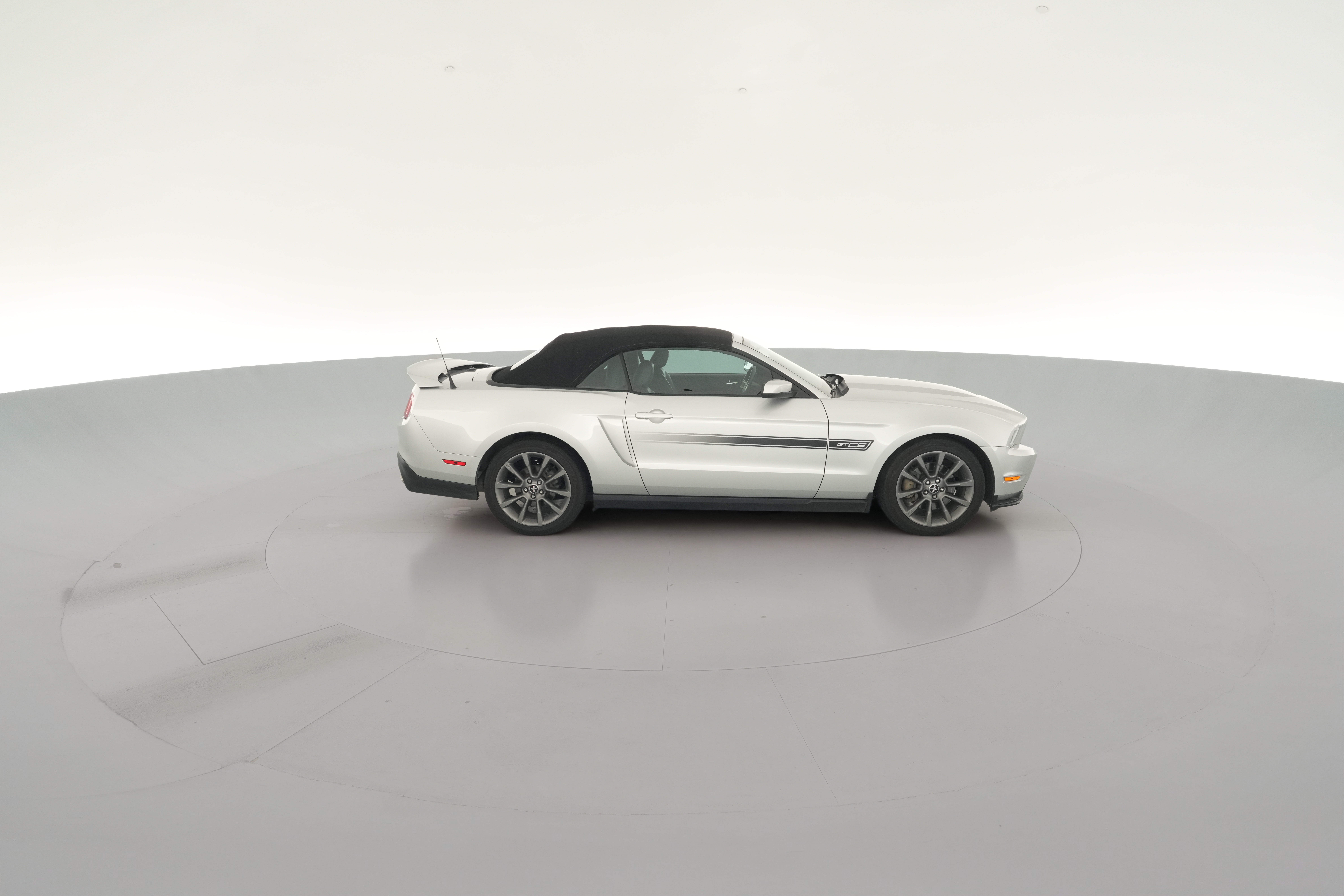 2012 Ford Mustang GT Premium - Photo 34