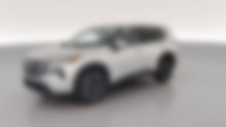 2024 Nissan Rogue vehicle photo