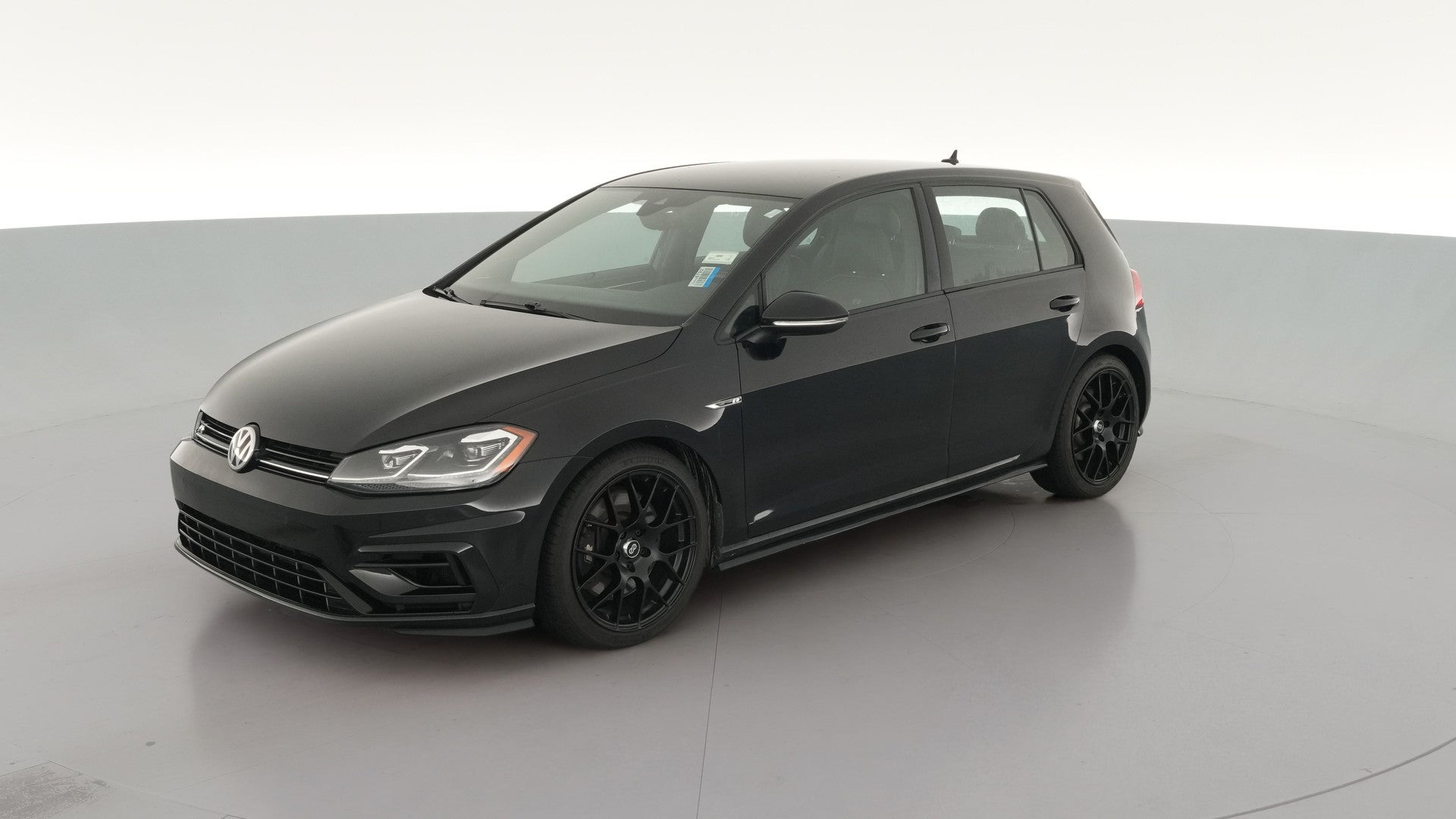 2019 Volkswagen Golf R vehicle photo