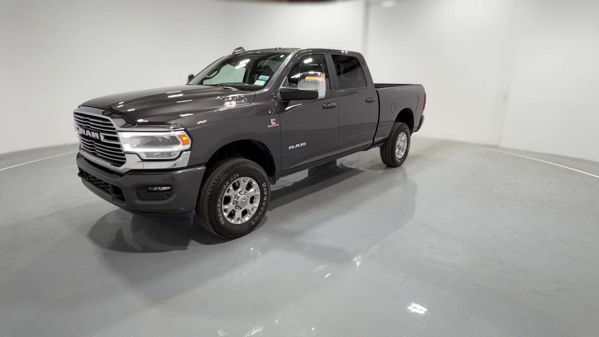 2024 Ram 2500 Crew Cab vehicle photo