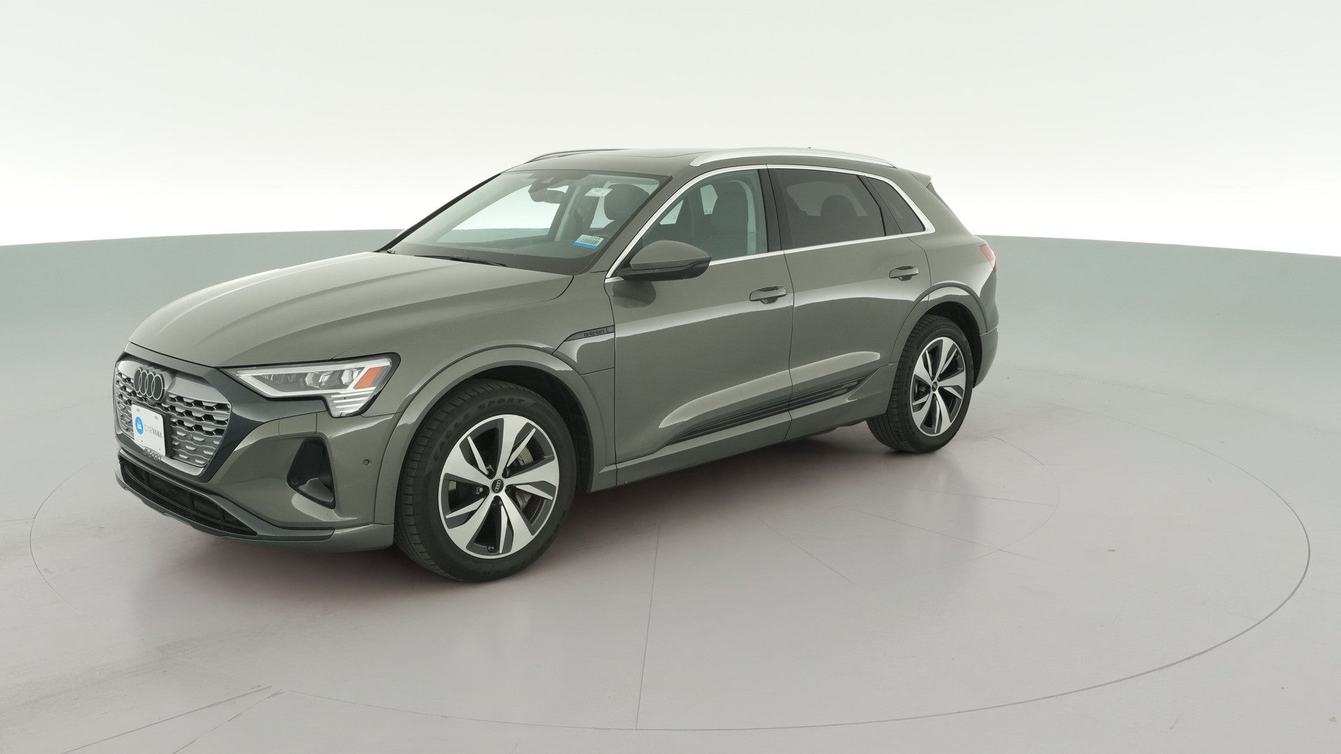 2024 Audi Q8 e-tron vehicle photo