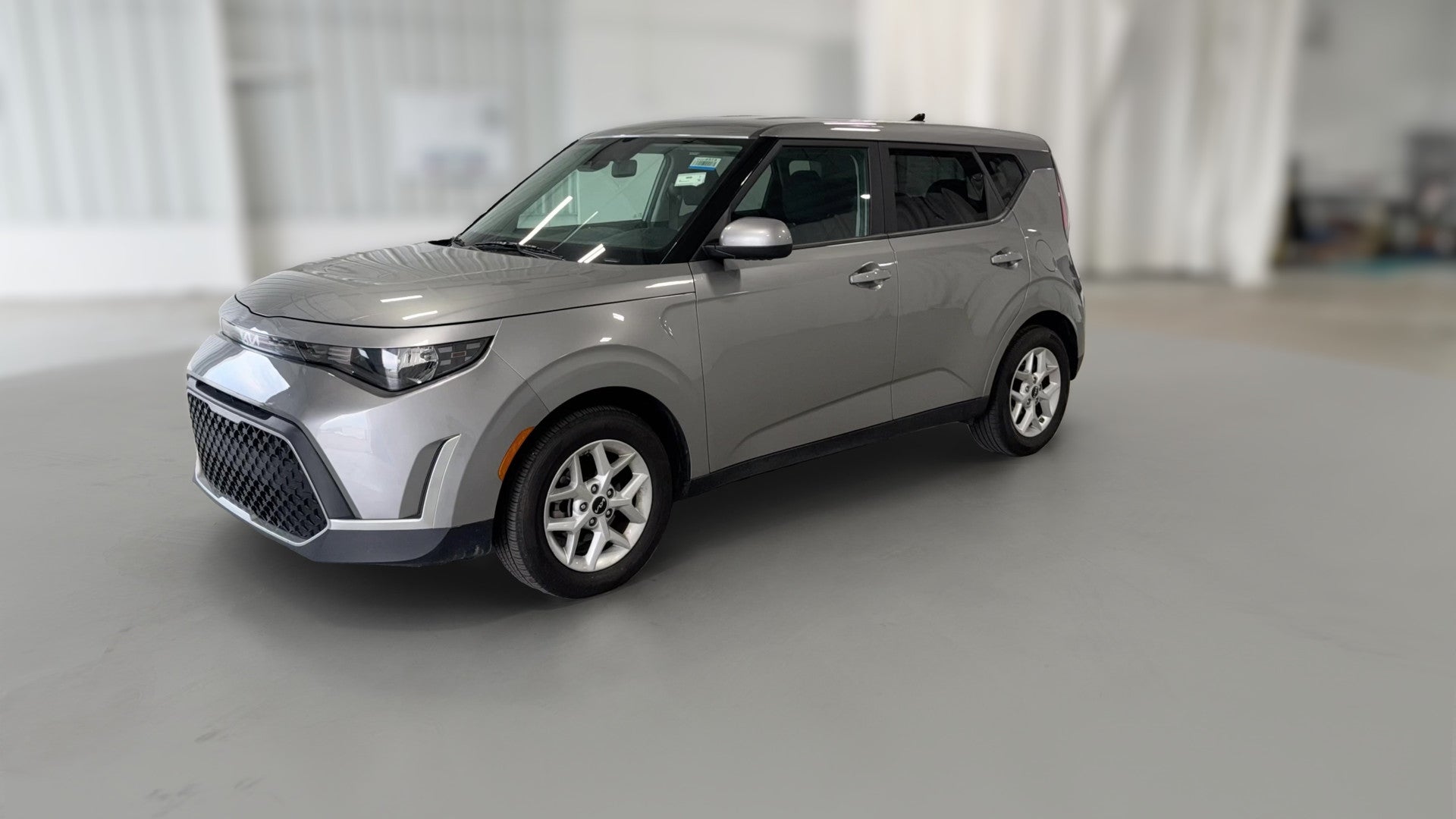 2025 Kia Soul vehicle photo