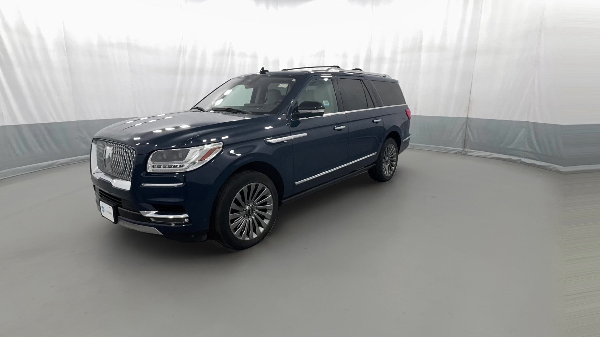 2019 Lincoln Navigator L vehicle photo