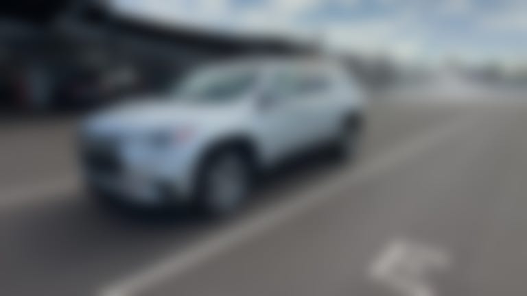 2021 Chevrolet Traverse vehicle photo