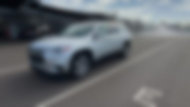 2021 Chevrolet Traverse vehicle photo