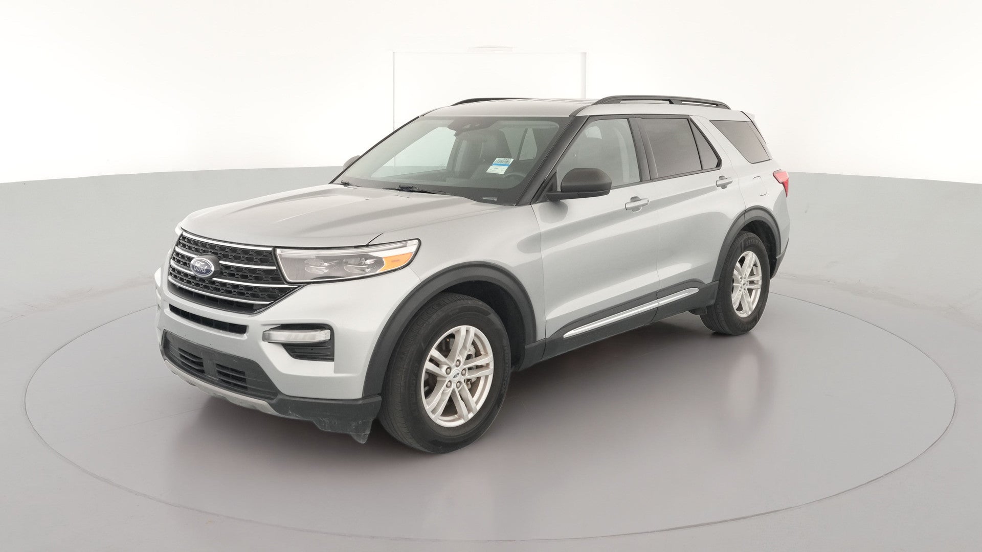 2023 Ford Explorer vehicle photo