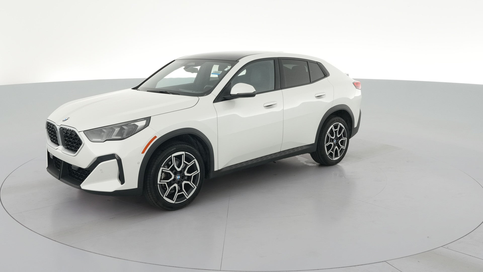 2025 BMW X2 vehicle photo