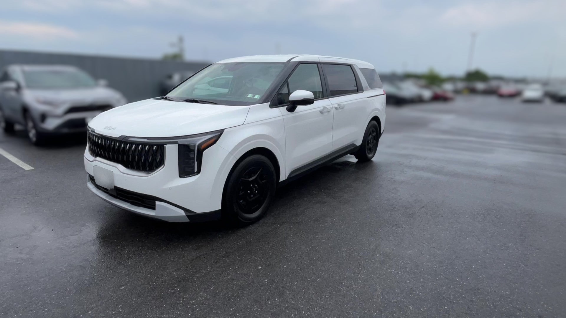 2026 Kia Carnival vehicle photo