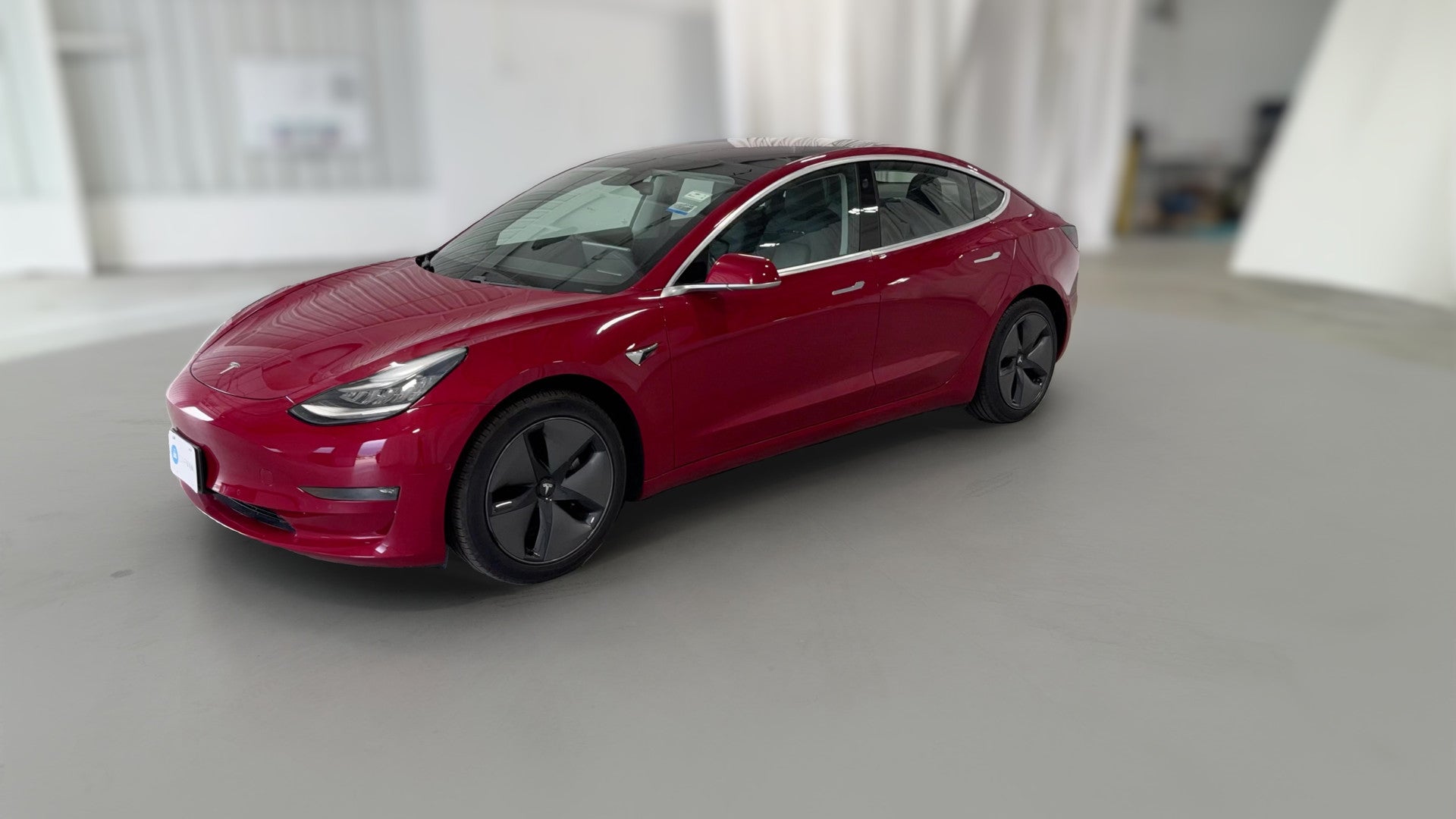 2018 Tesla Model 3 vehicle photo