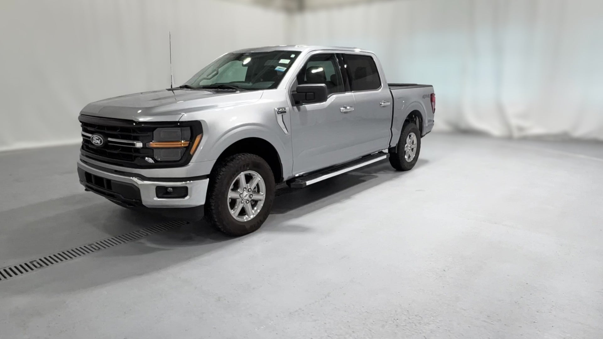 2025 Ford F150 SuperCrew Cab vehicle photo