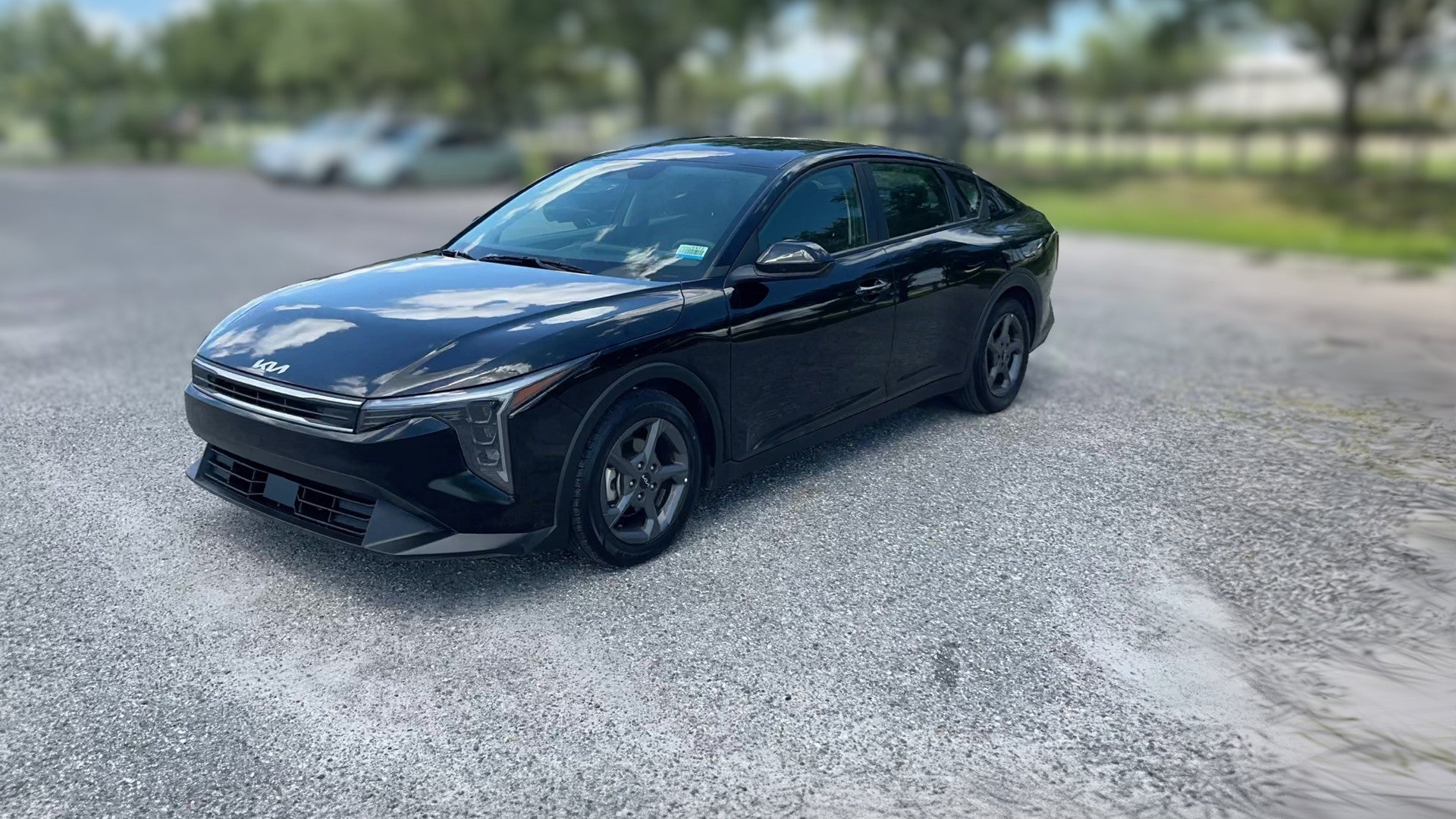 2025 Kia K4 vehicle photo