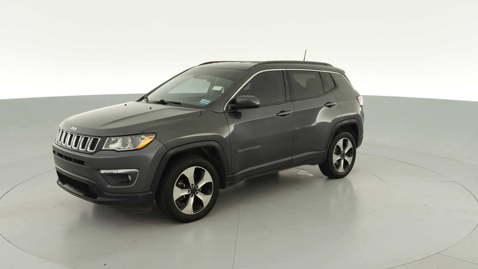 2018 Jeep Compass vehicle photo