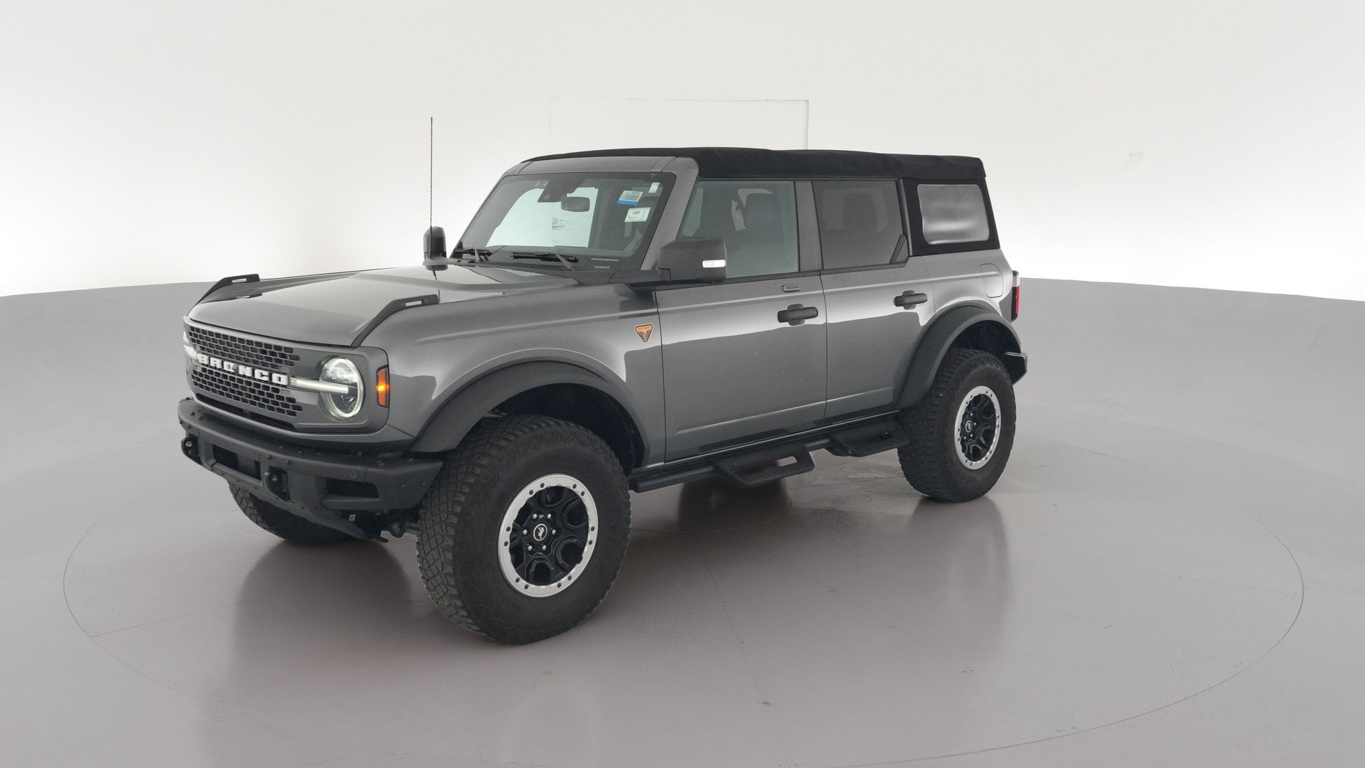 2022 Ford Bronco vehicle photo