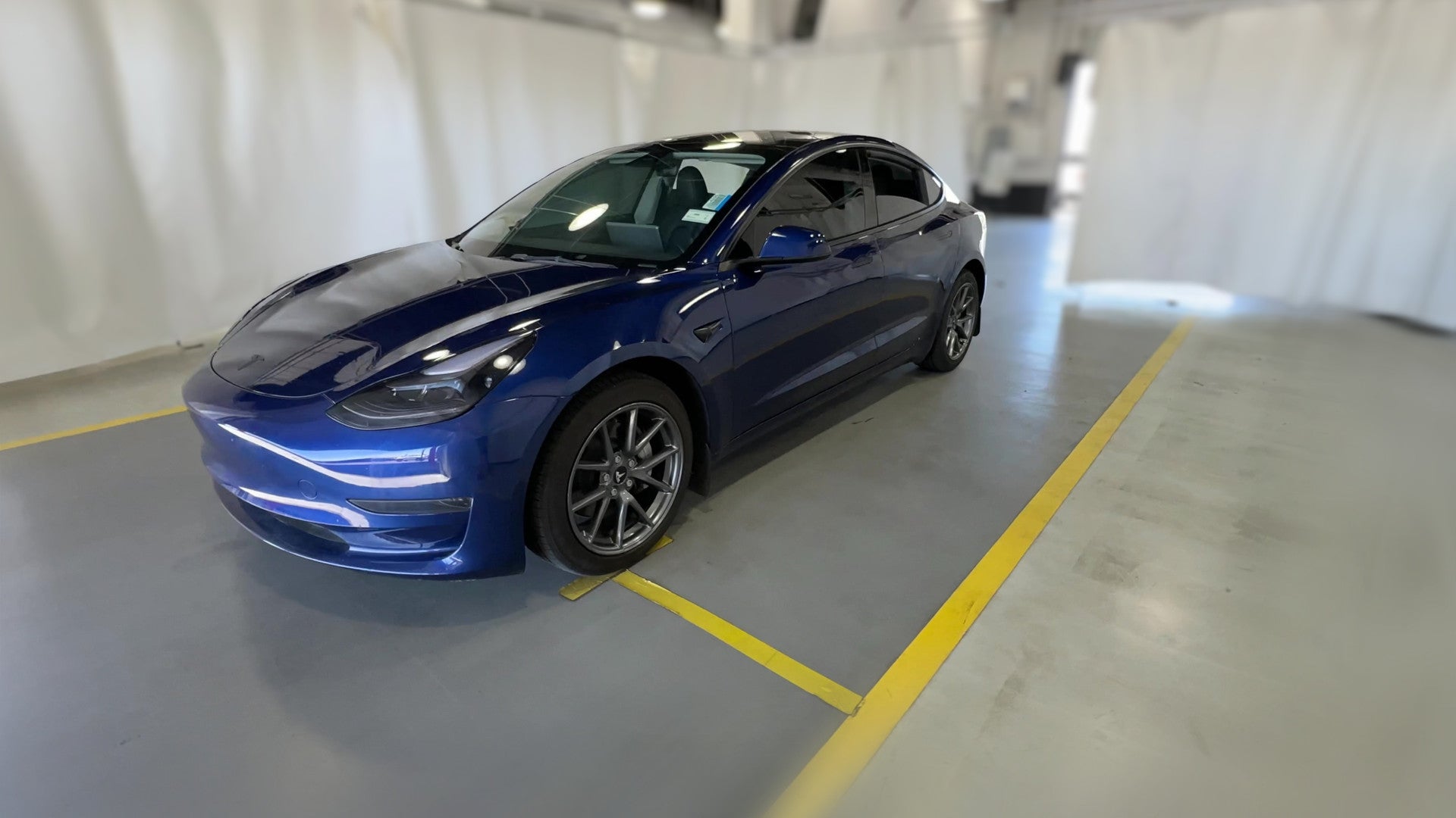 2023 Tesla Model 3 vehicle photo