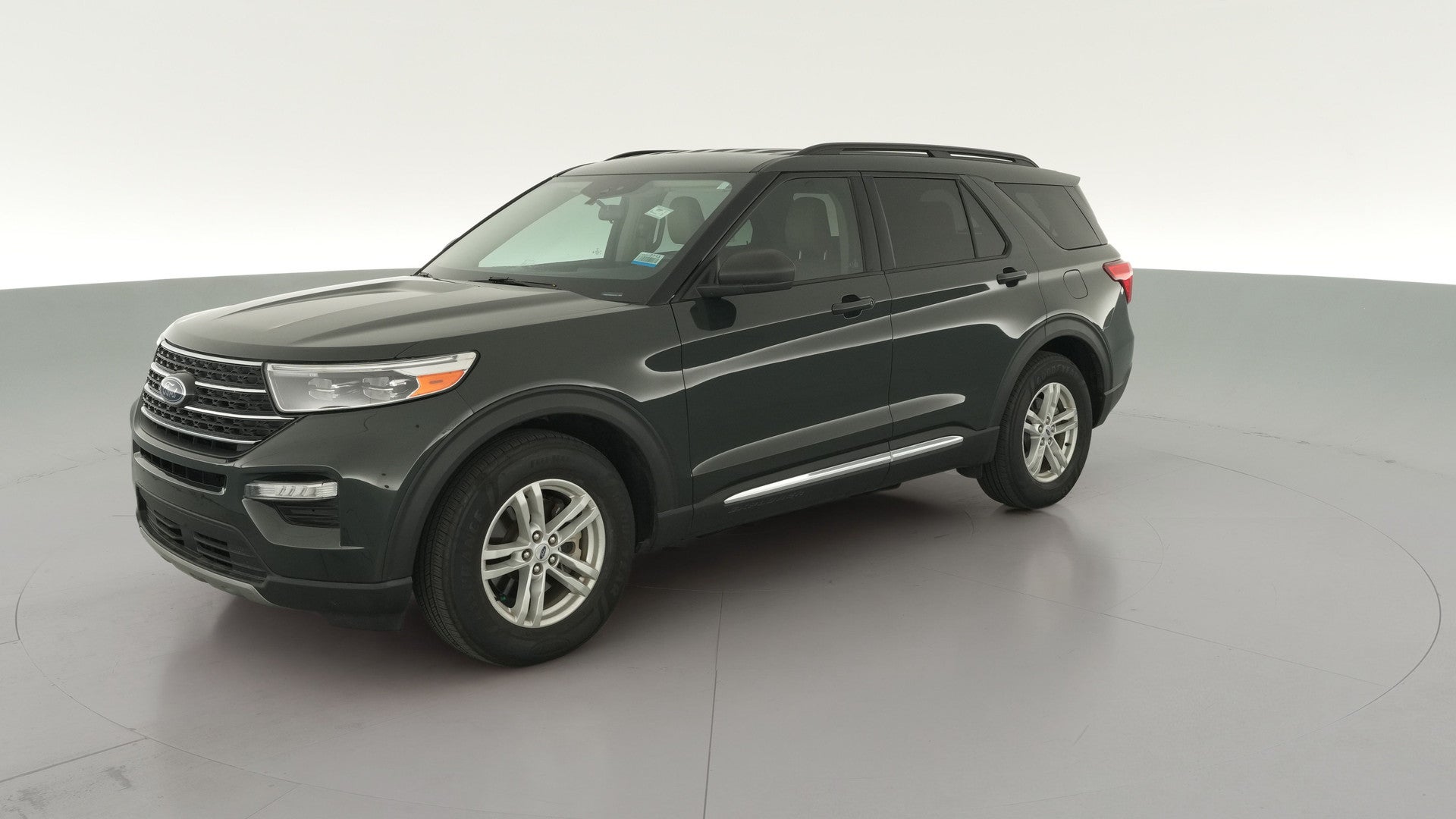 2022 Ford Explorer vehicle photo