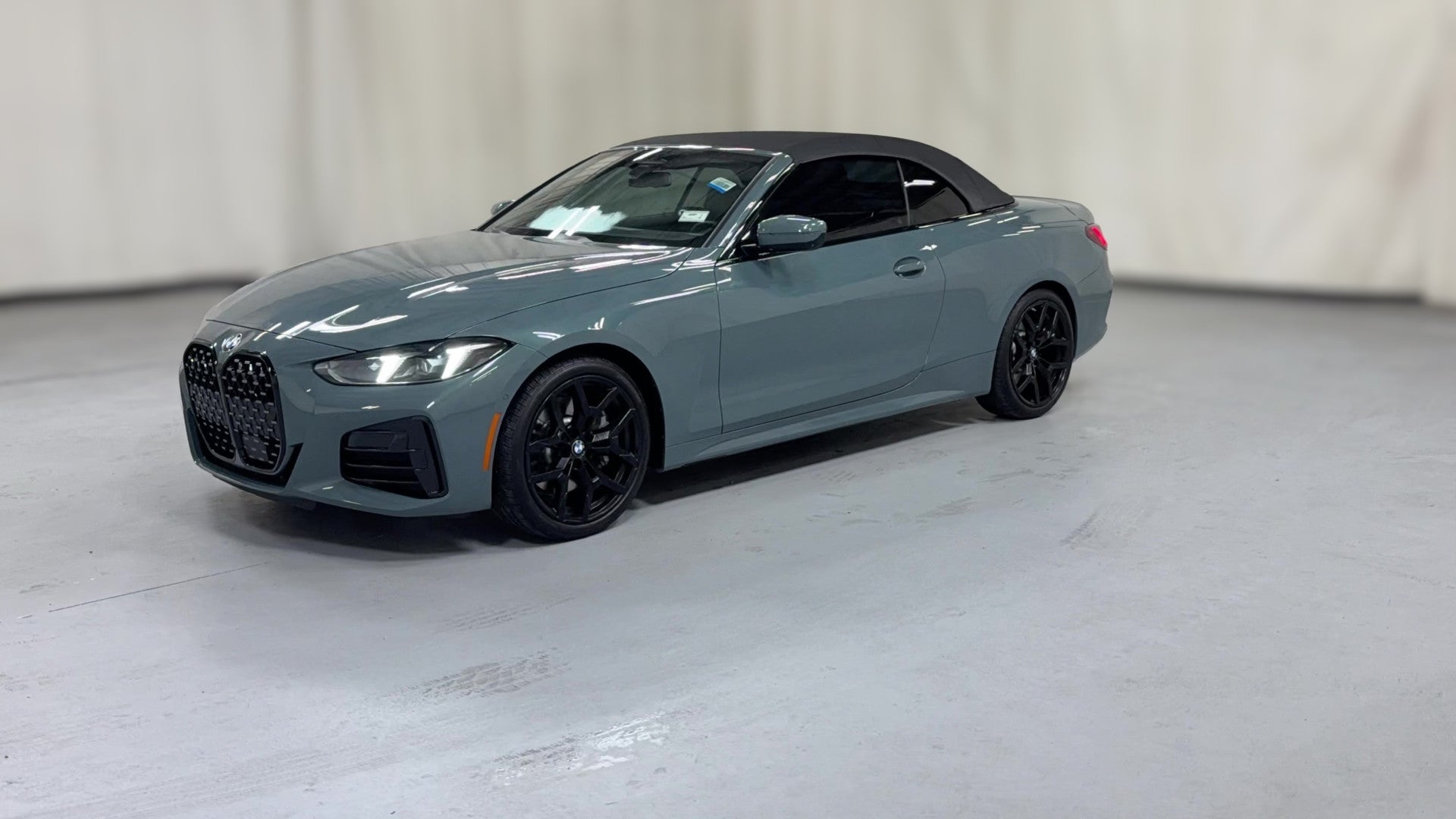 2026 BMW 4 Series vehicle photo