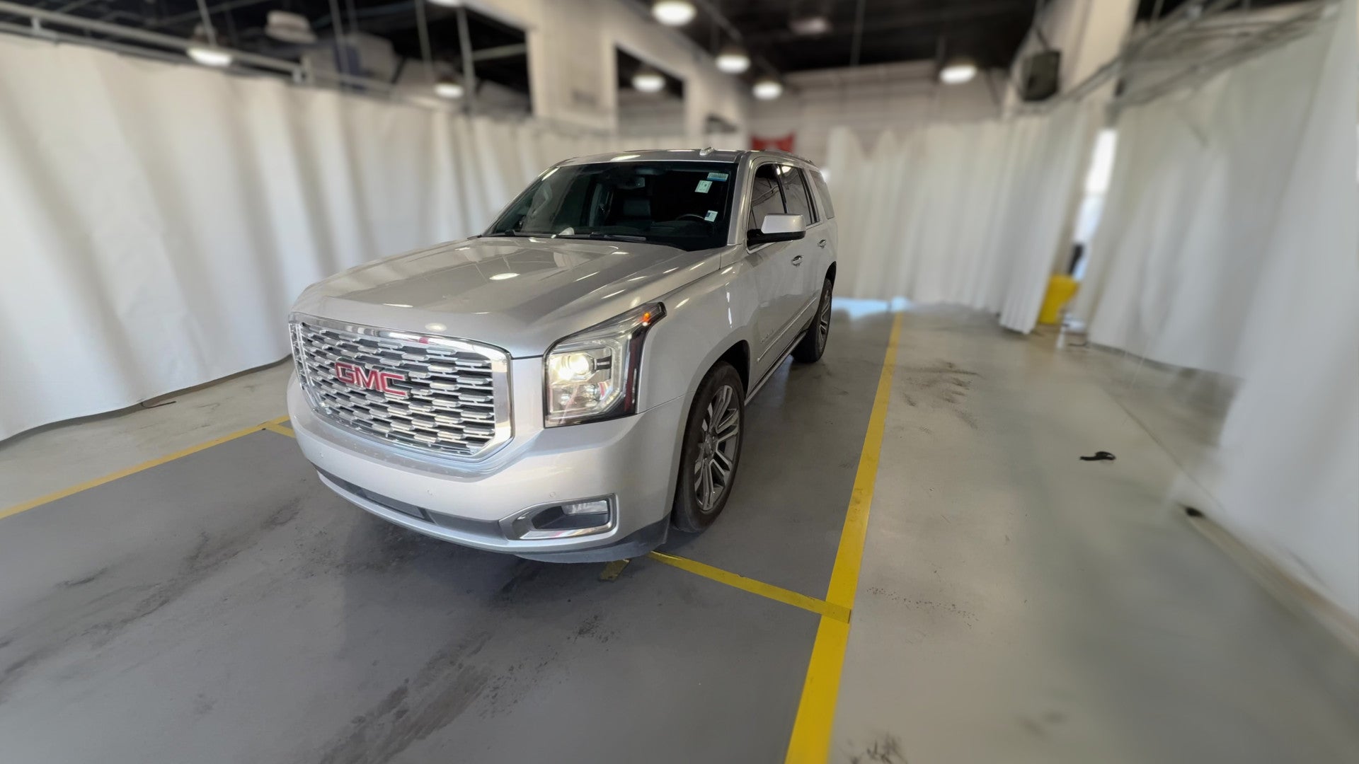 2018 GMC Yukon vehicle photo