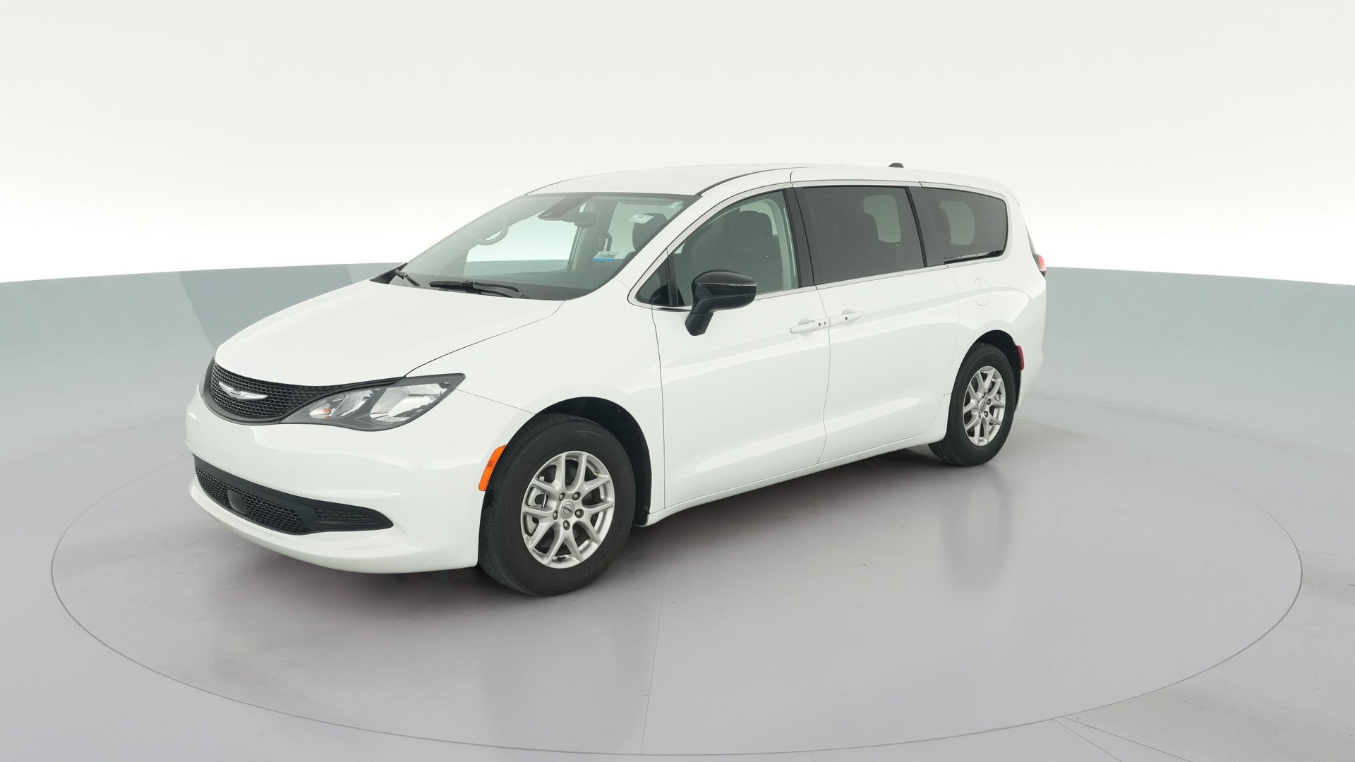 2024 Chrysler Voyager vehicle photo