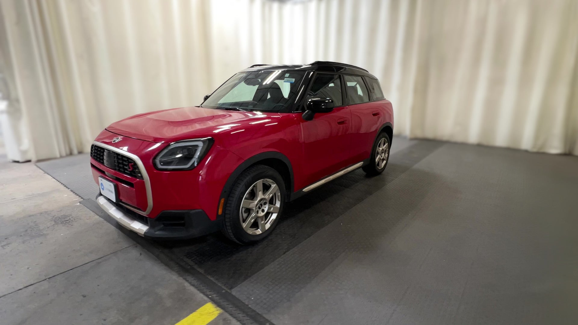 2025 MINI Countryman vehicle photo