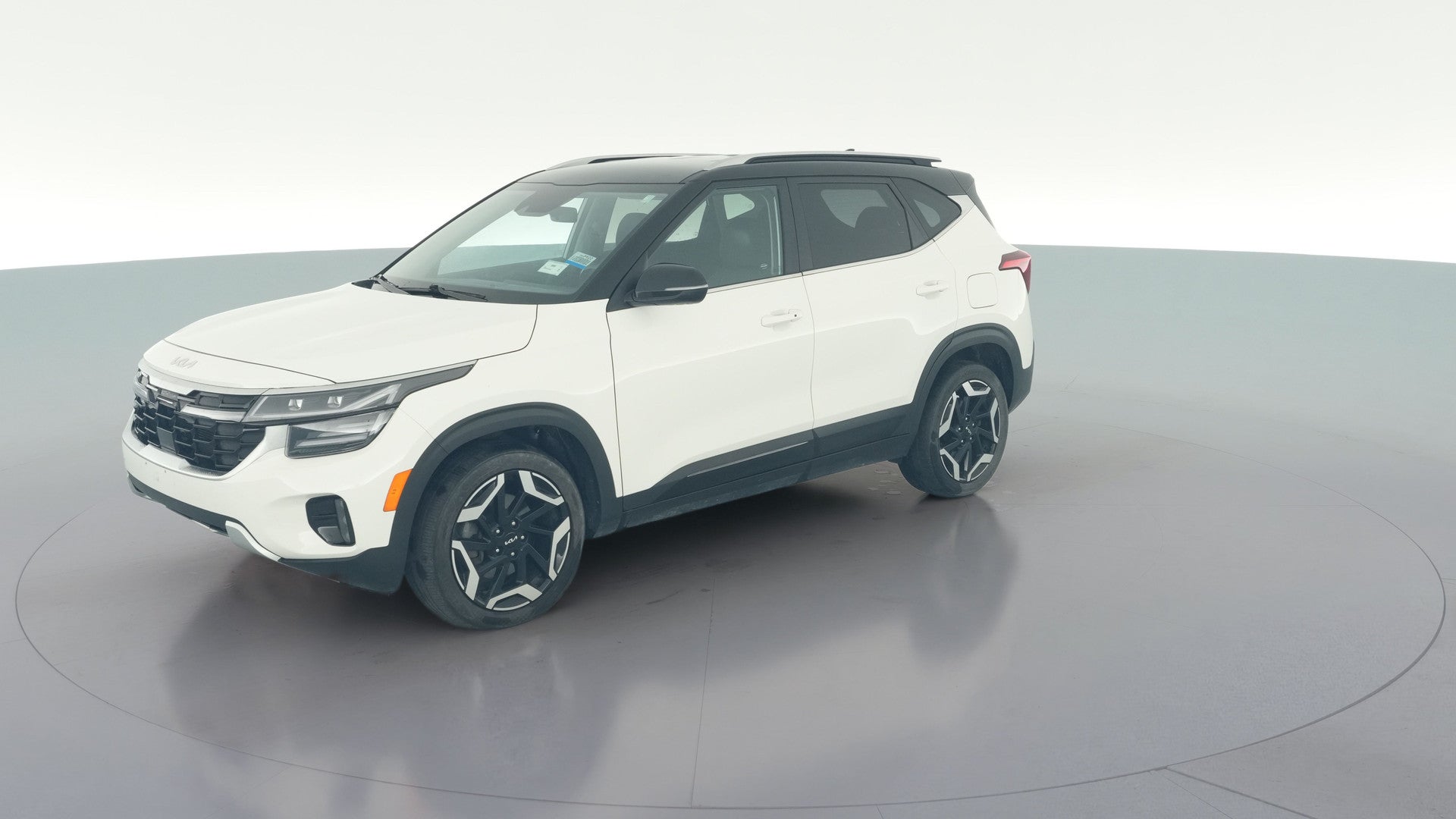 2024 Kia Seltos vehicle photo