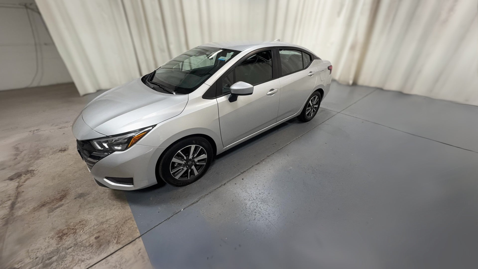 2025 Nissan Versa vehicle photo