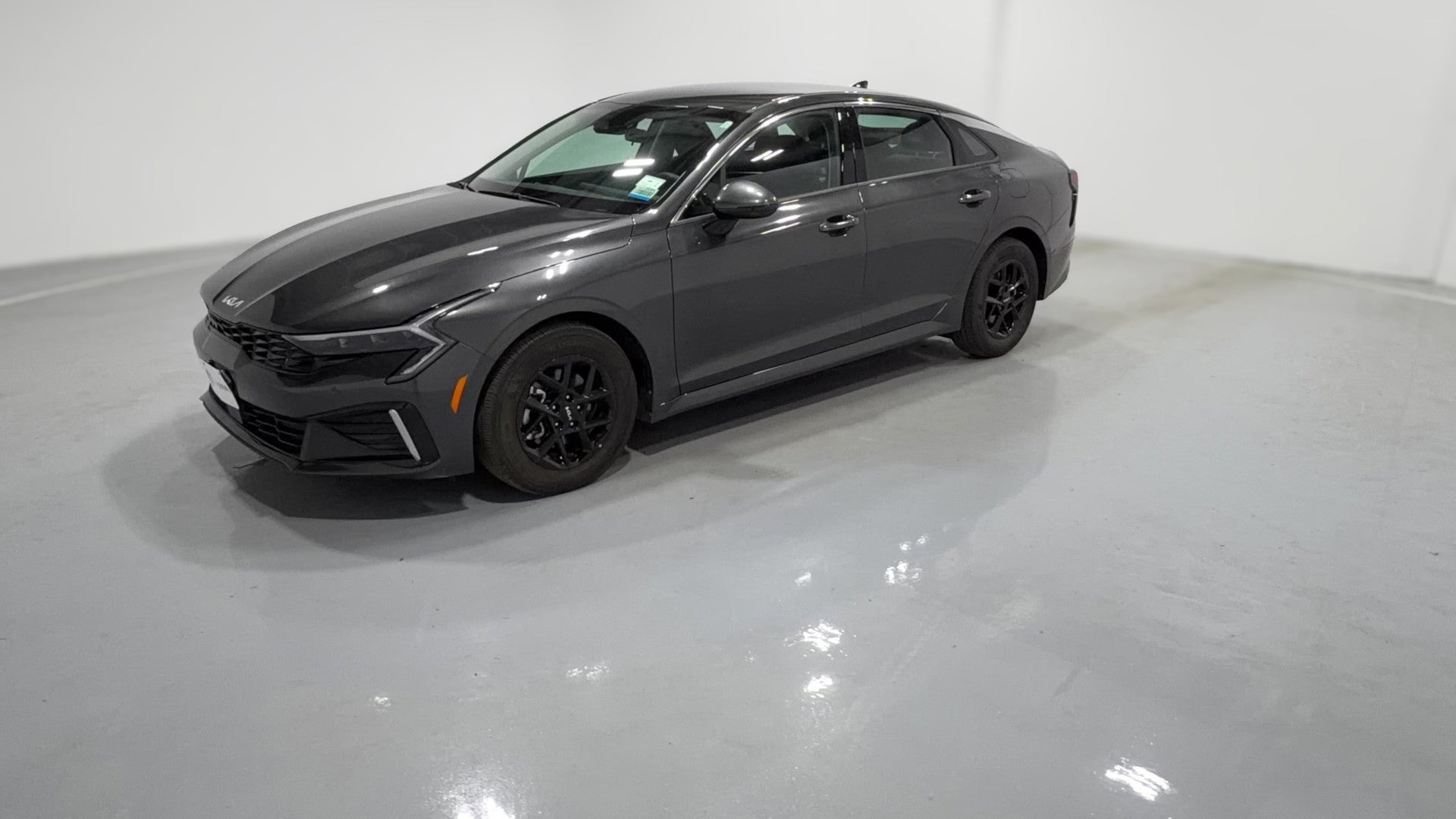 2025 Kia K5 vehicle photo
