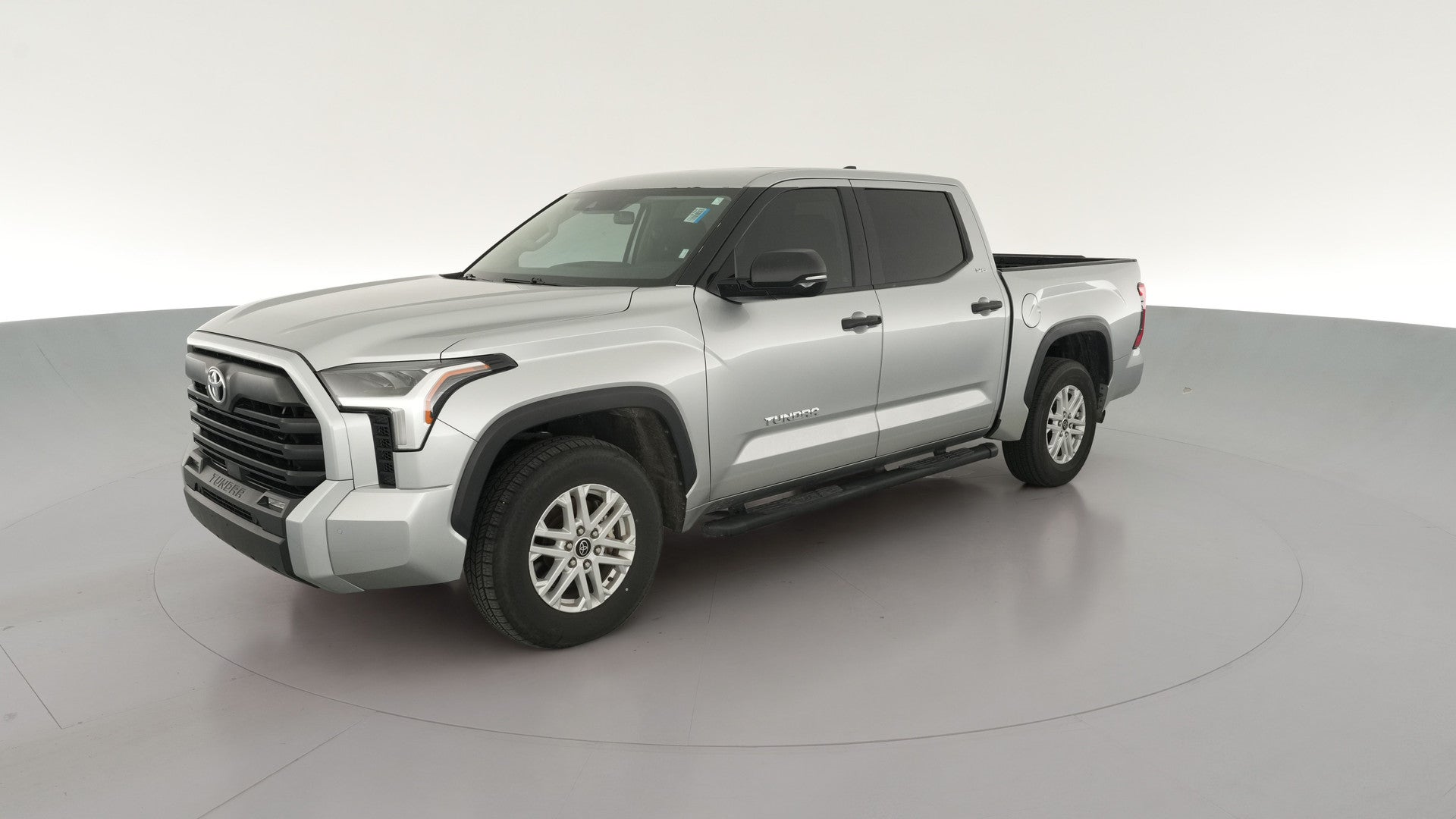 2022 Toyota Tundra CrewMax vehicle photo
