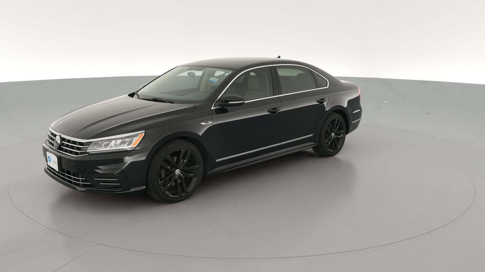 2017 Volkswagen Passat vehicle photo