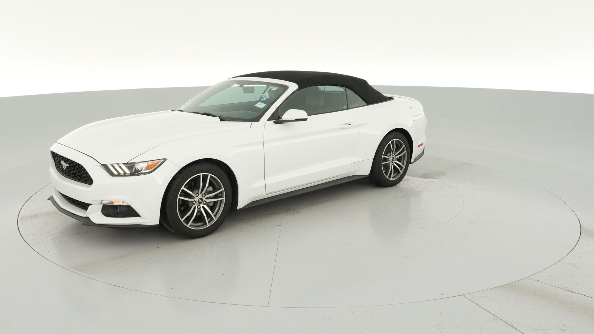 2016 Ford Mustang vehicle photo