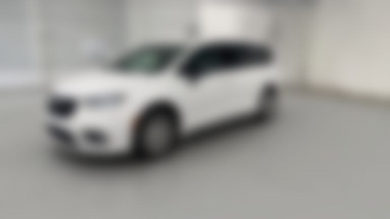 2026 Chrysler Pacifica vehicle photo