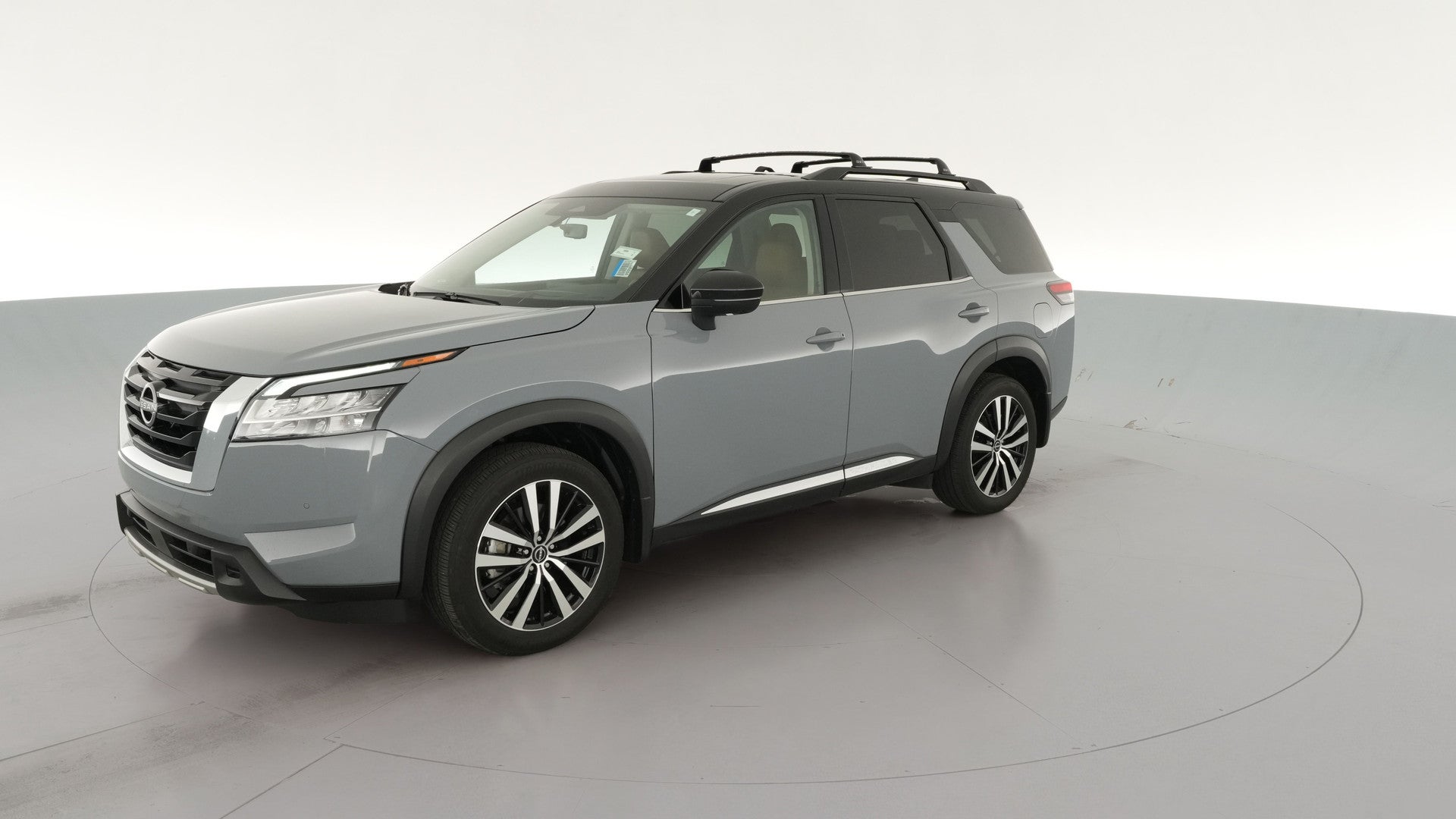2024 Nissan Pathfinder vehicle photo