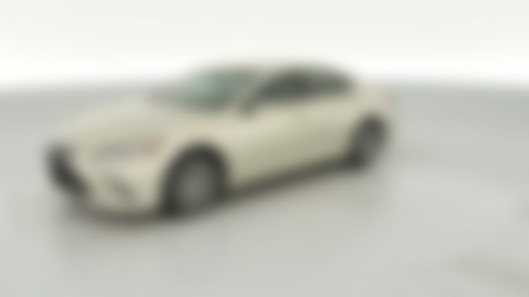 2019 Lexus ES vehicle photo