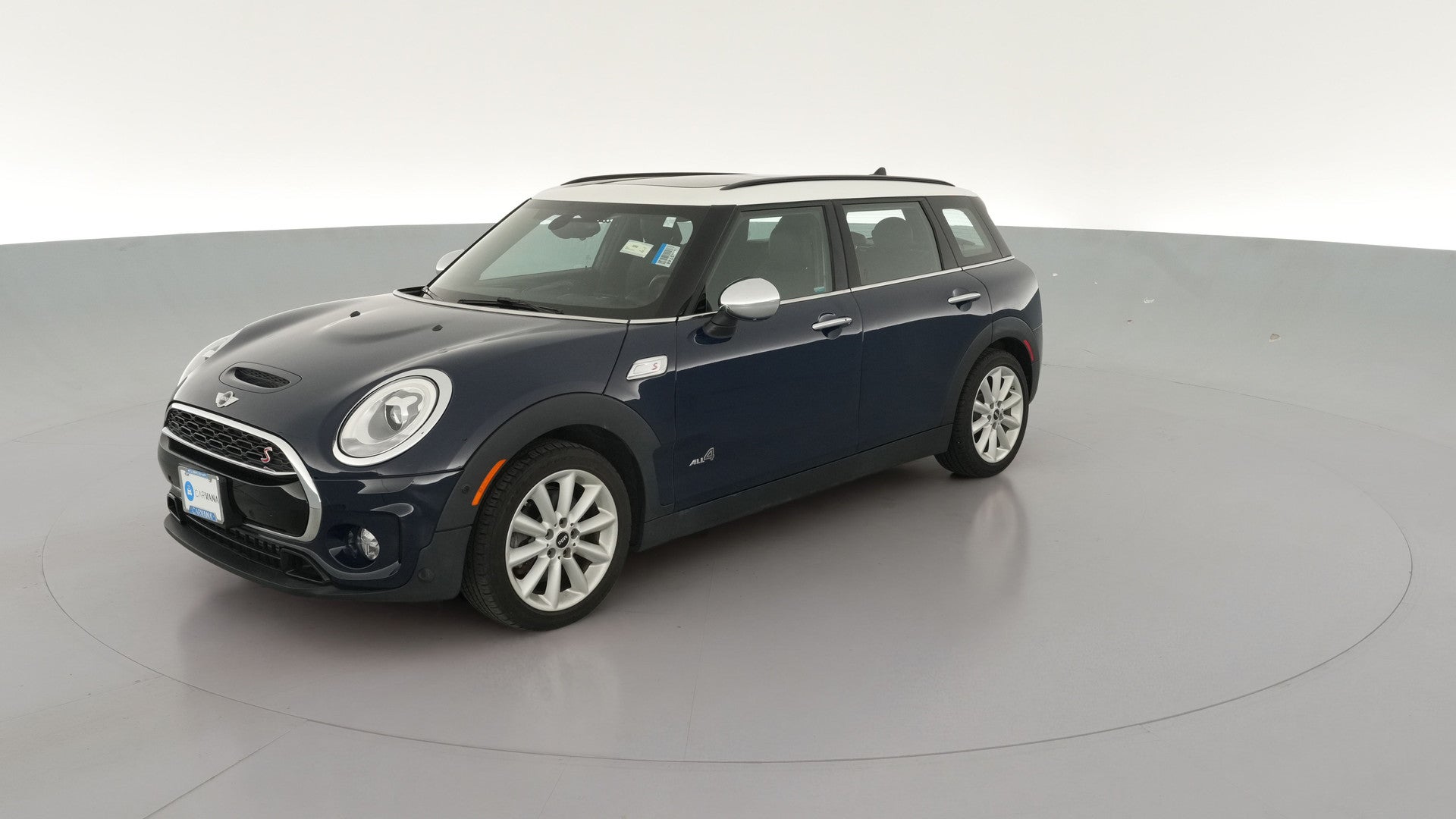 2018 MINI Clubman vehicle photo