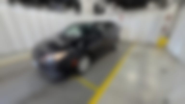 2022 Chrysler Voyager vehicle photo