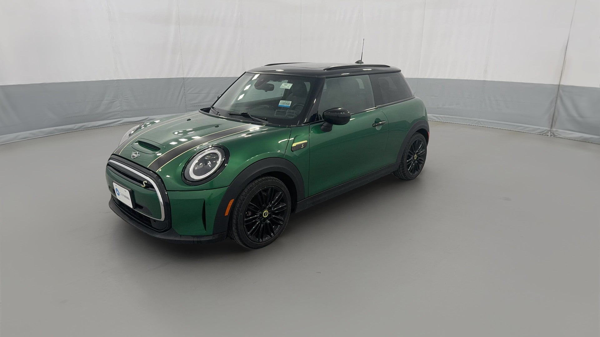 2023 MINI Hardtop 2 Door vehicle photo