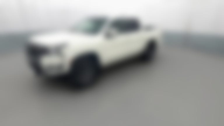 2025 Nissan Frontier Crew Cab vehicle photo