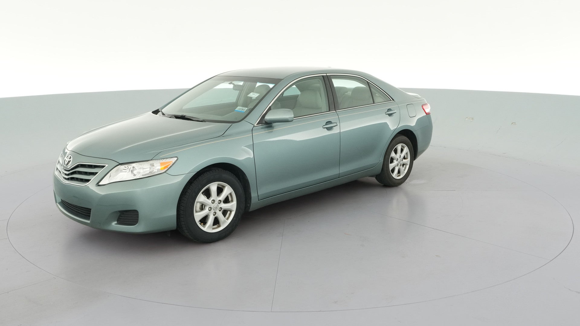 2011 Toyota Camry vehicle photo